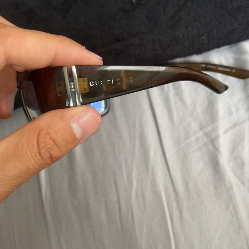 Gucci sunglasses - Picture 2 of 2